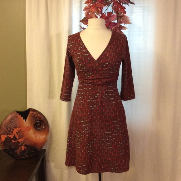Patagonia Dresses & Skirts - Patagonia Margot 3/4 Sleeve Dress Burgundy